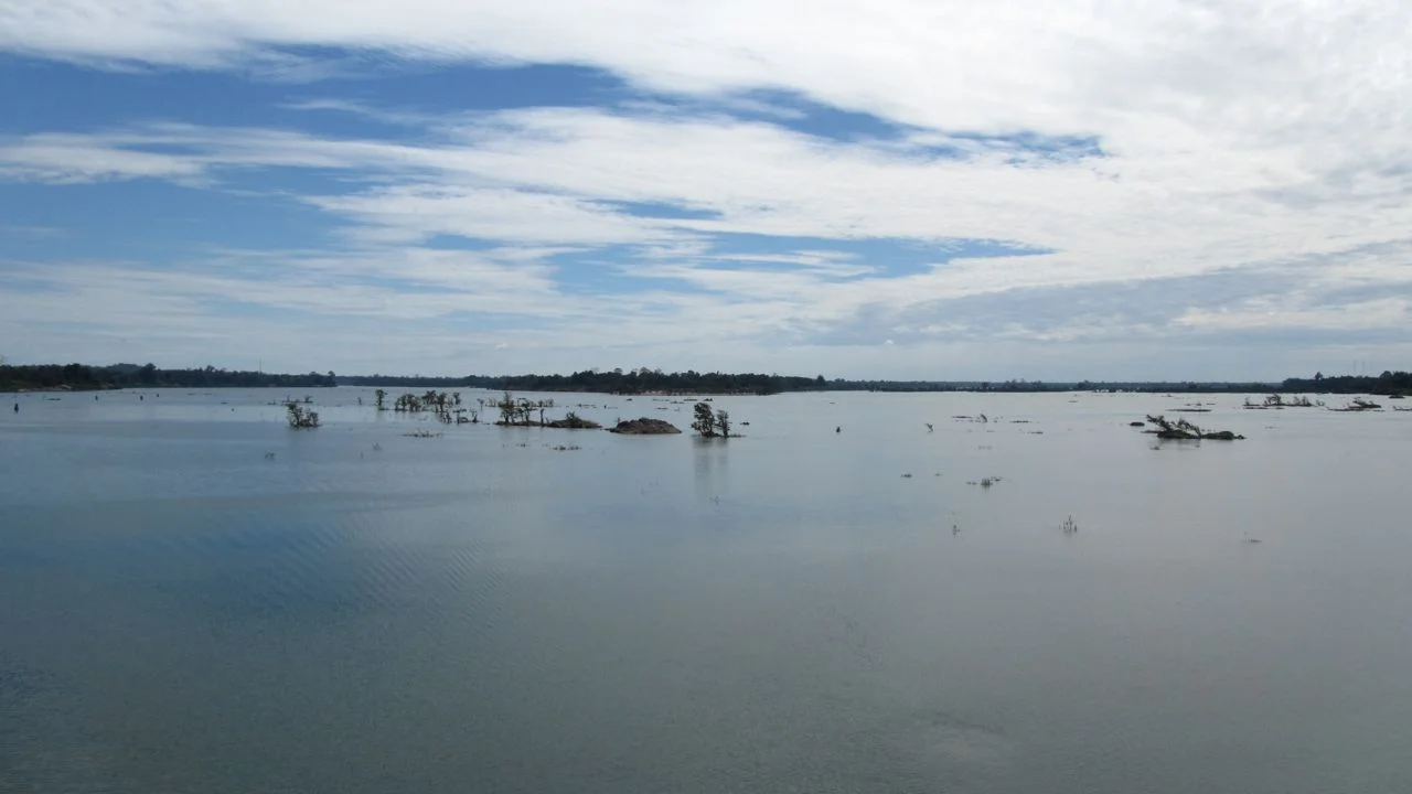 Stray Laos: Don Det And 3999 Islands