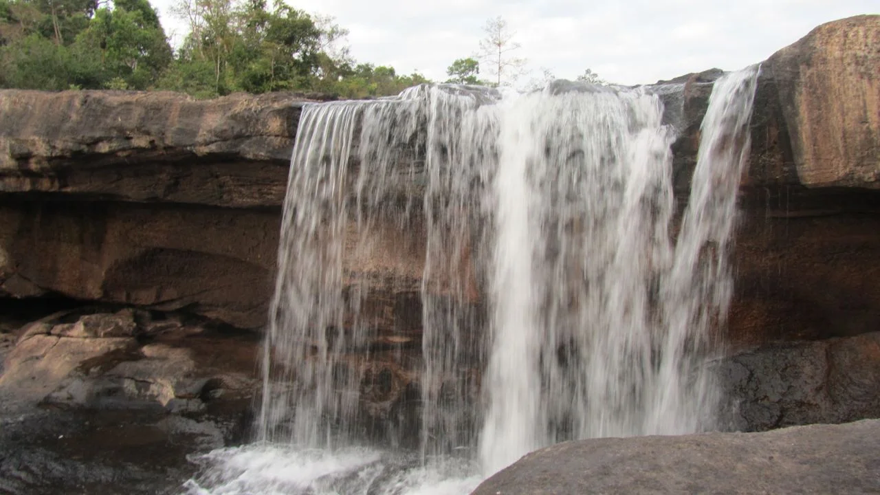 Stray Laos: Lost In The Jungle At Tad Leuk Waterfall
