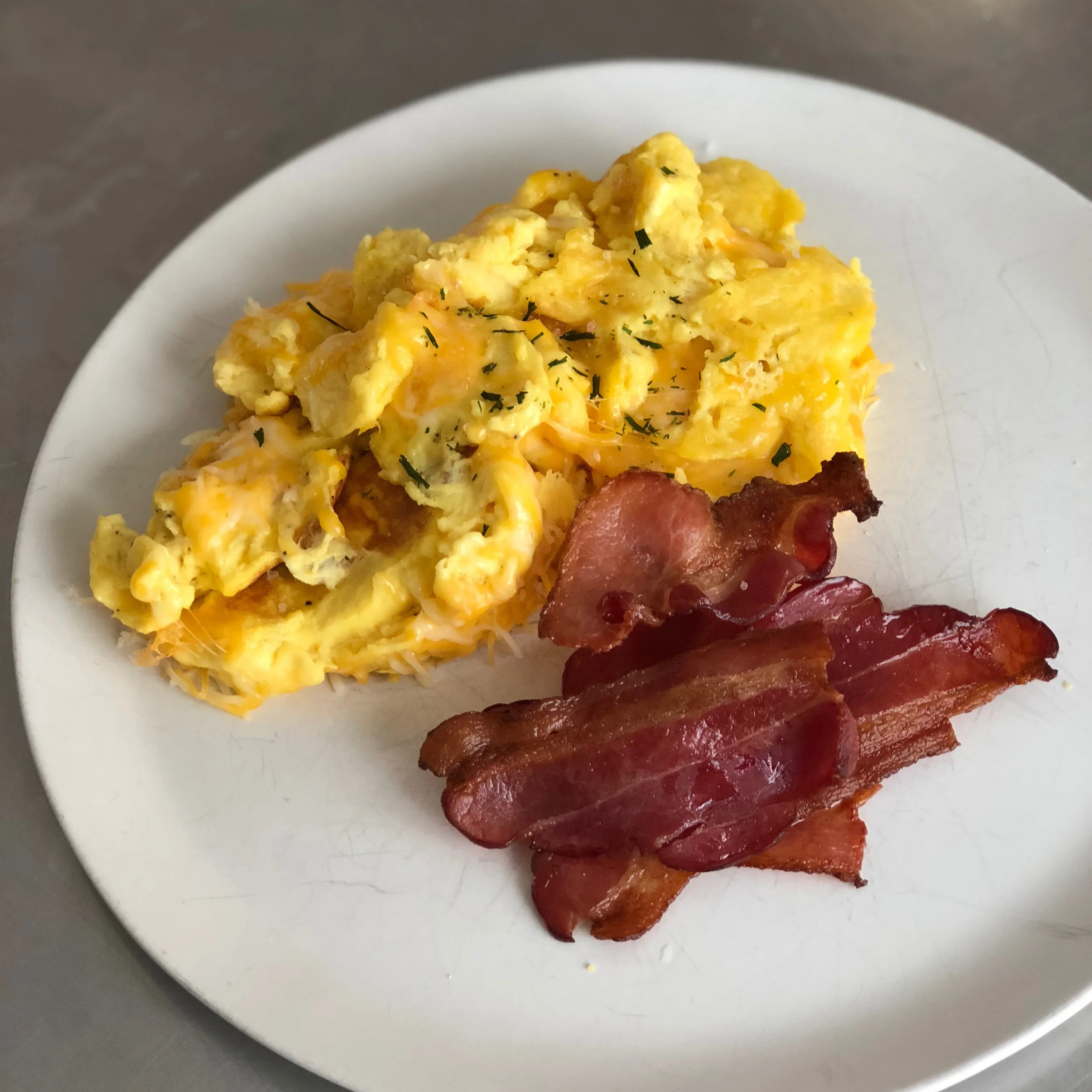 GO INSPO: The Fluffiest, Cheesiest Scrambled Eggs Ever!