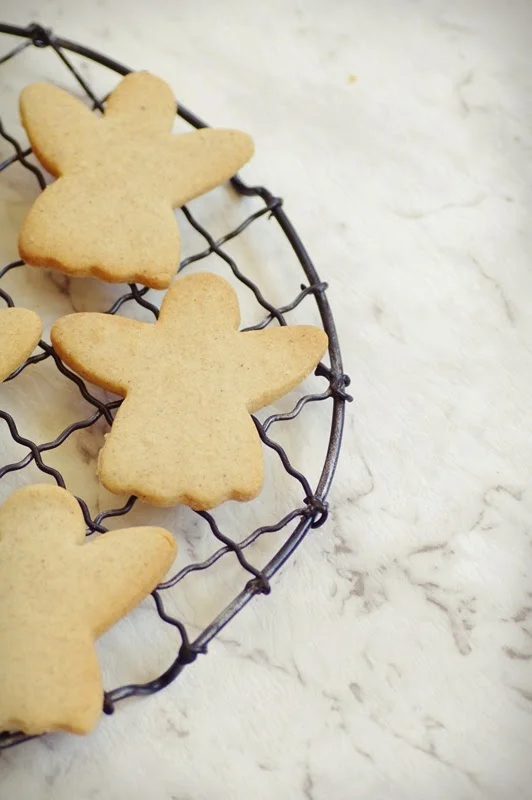 Spiced Vanilla Angel Cookies!