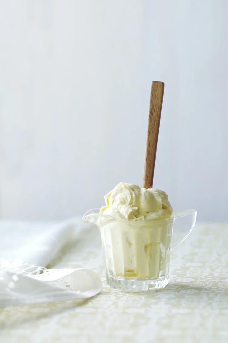 HOW TO:  Make Hollandaise