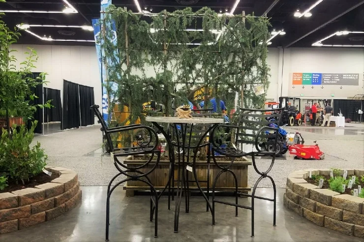 cafe table 2.jpg