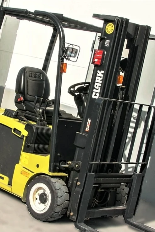 Electric Clark Forklift.jpg