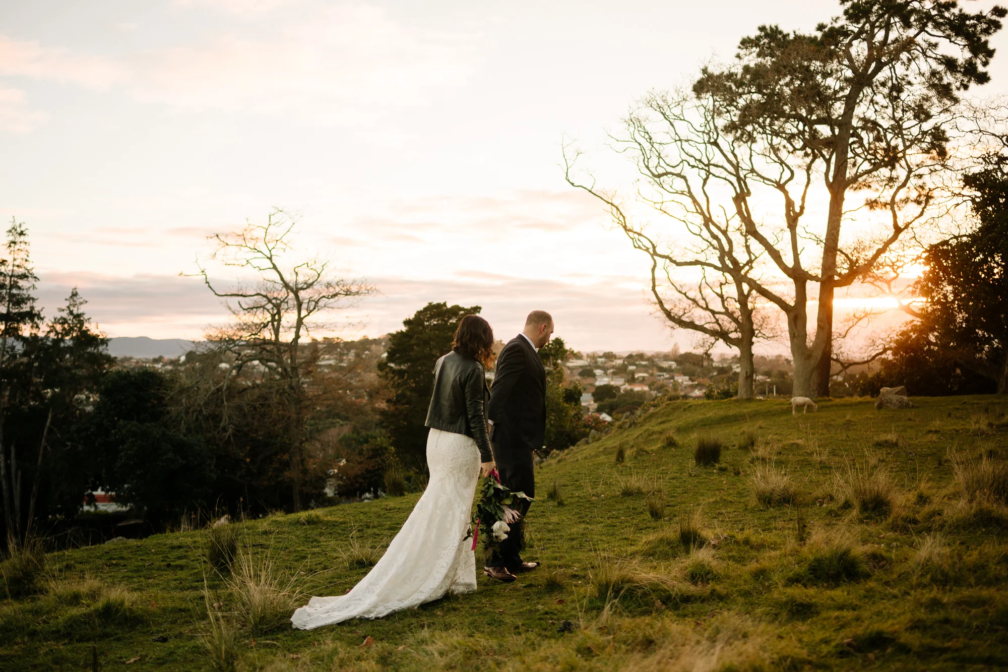 GemmaandJeremy-Auckland-City-Elopement-Onetreehill439-14.jpg