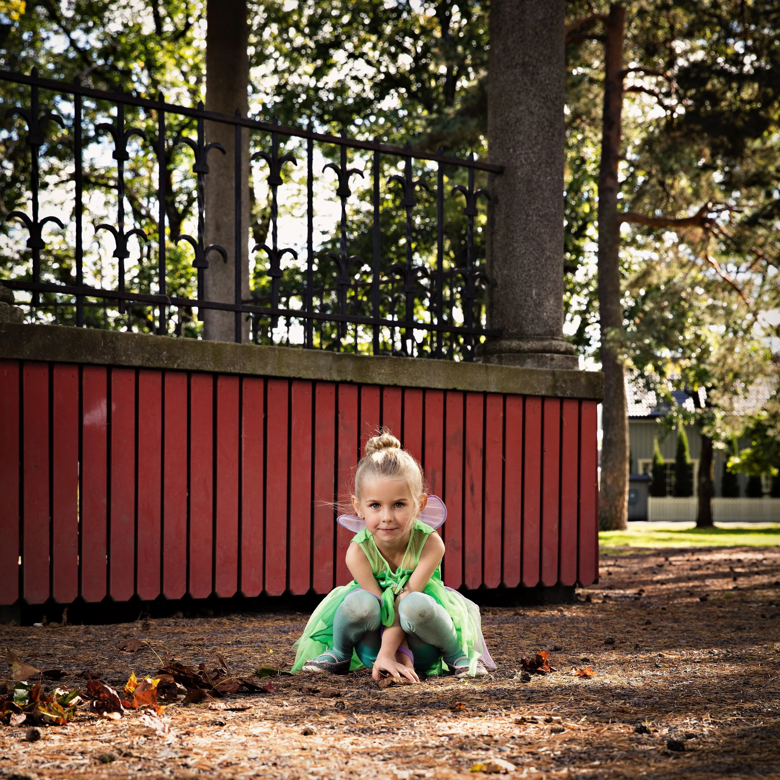 "I'm Tinkerbell." Amelia, 5.