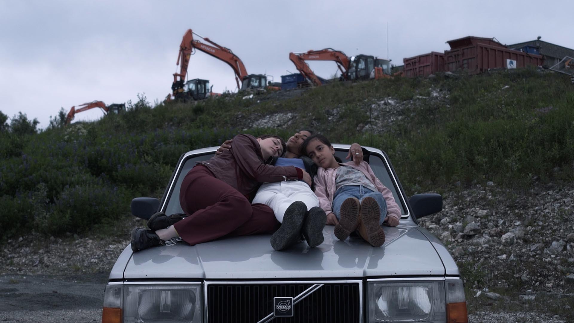 Photography by Karin Stenwall from Min Homosyster. New Stories AB.