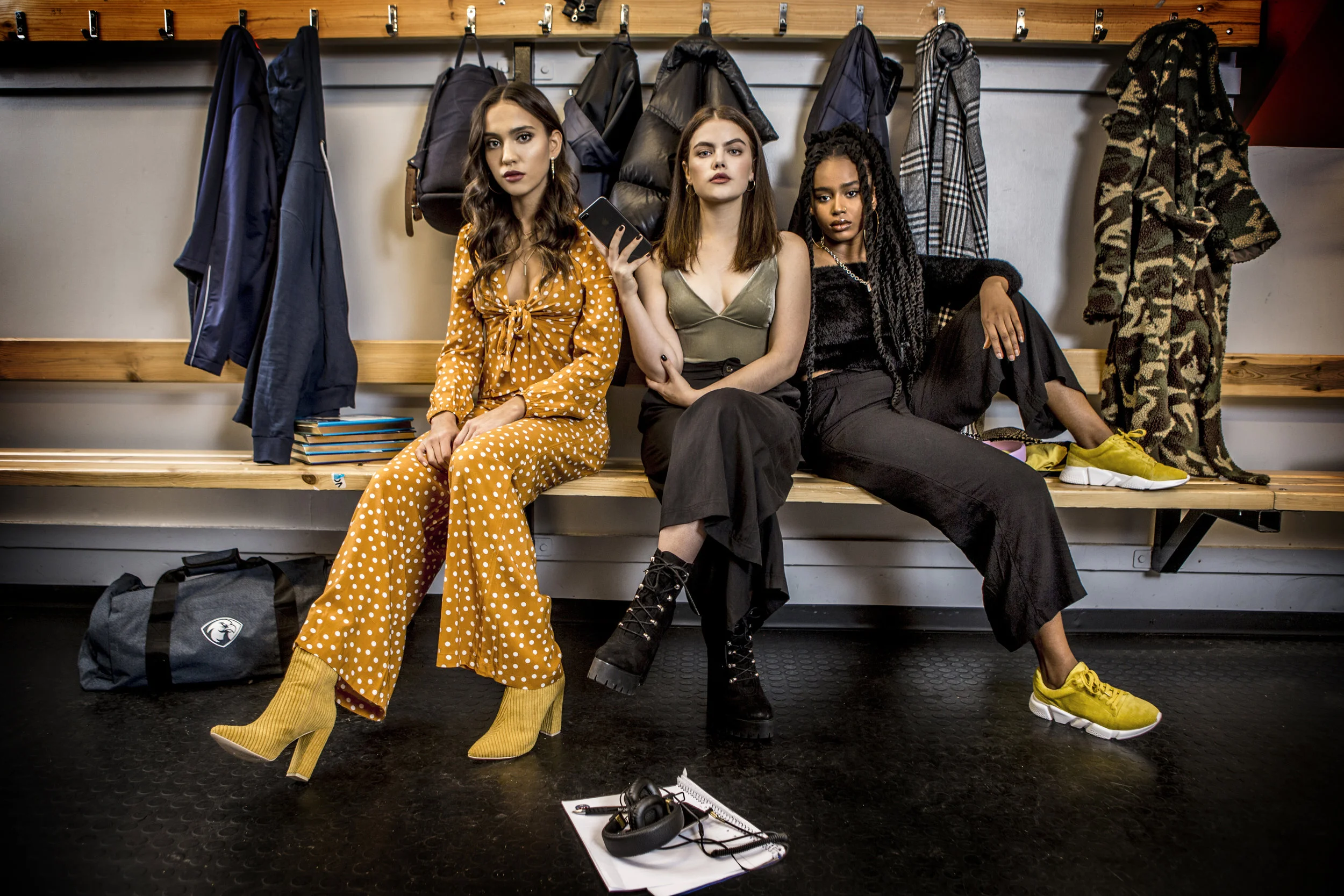 Sarah Gustafsson, Alva Bratt & Yandeh Sallah. Foto: Janne Danielsson, SVT.