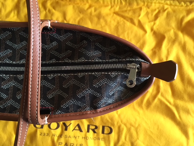 My honest review on the Goyard Artois PM in the color sky blue 💙 my n, Goyard Card Holder