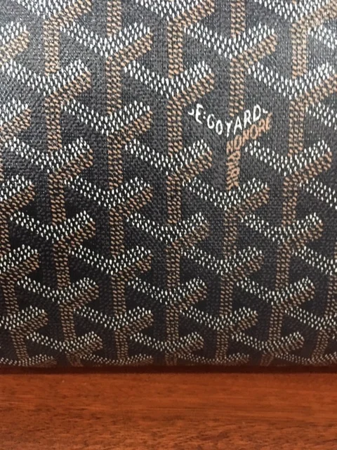 GGZ Goyard Bellechasse paint fading 3.JPG