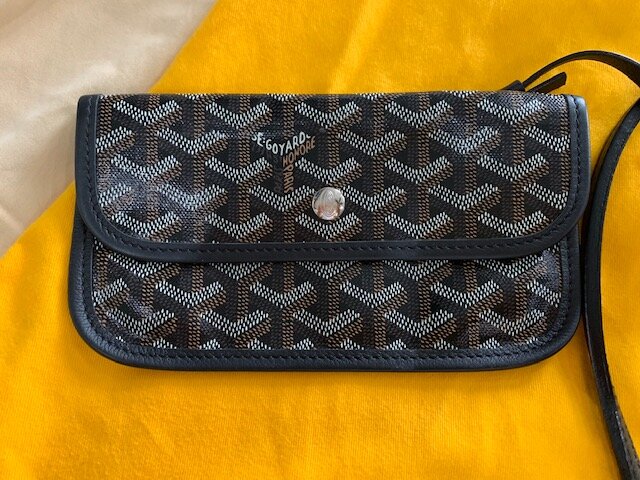 GGZ Goyard St Louis GM Black 7.jpg