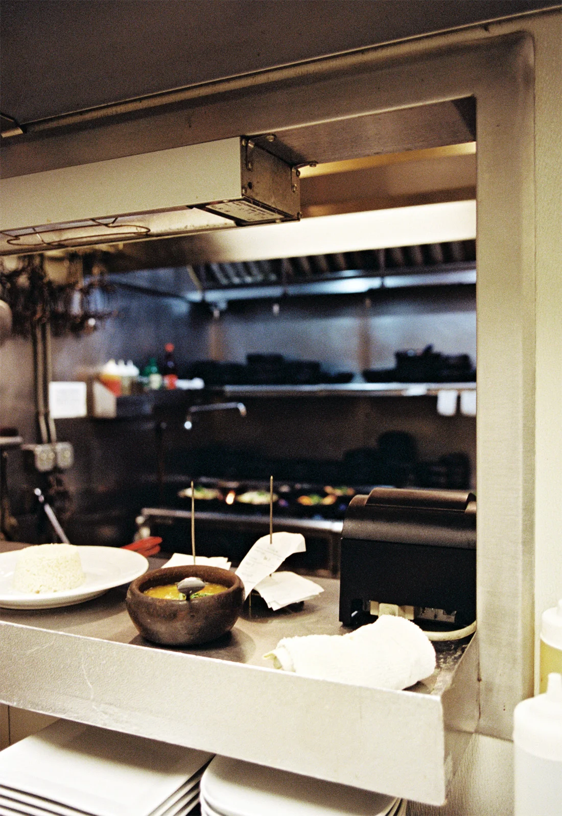 Damore000809-R2-048sml.jpg