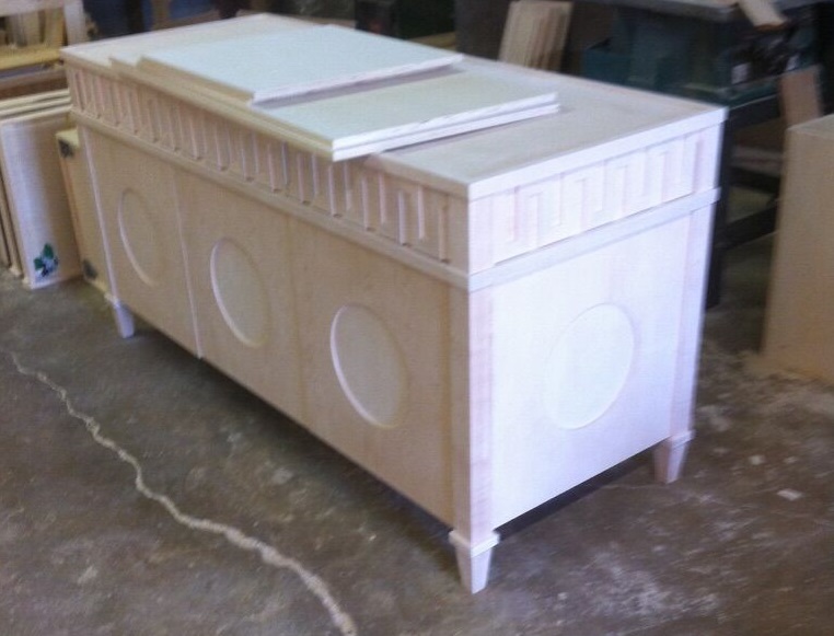  Custom vanity. 