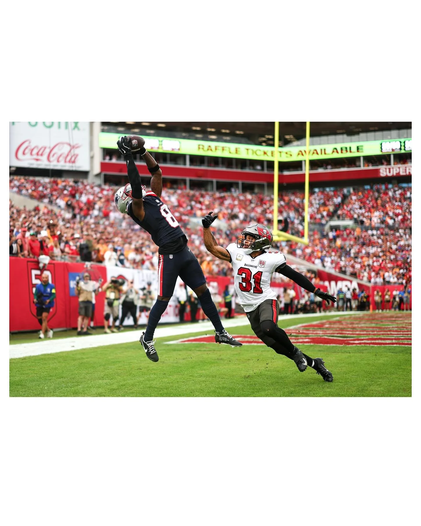 Drake Maye and the Pats beat Baker Mayfield and the Bucs in a battle of MVP-hopefuls (📸: NFL)