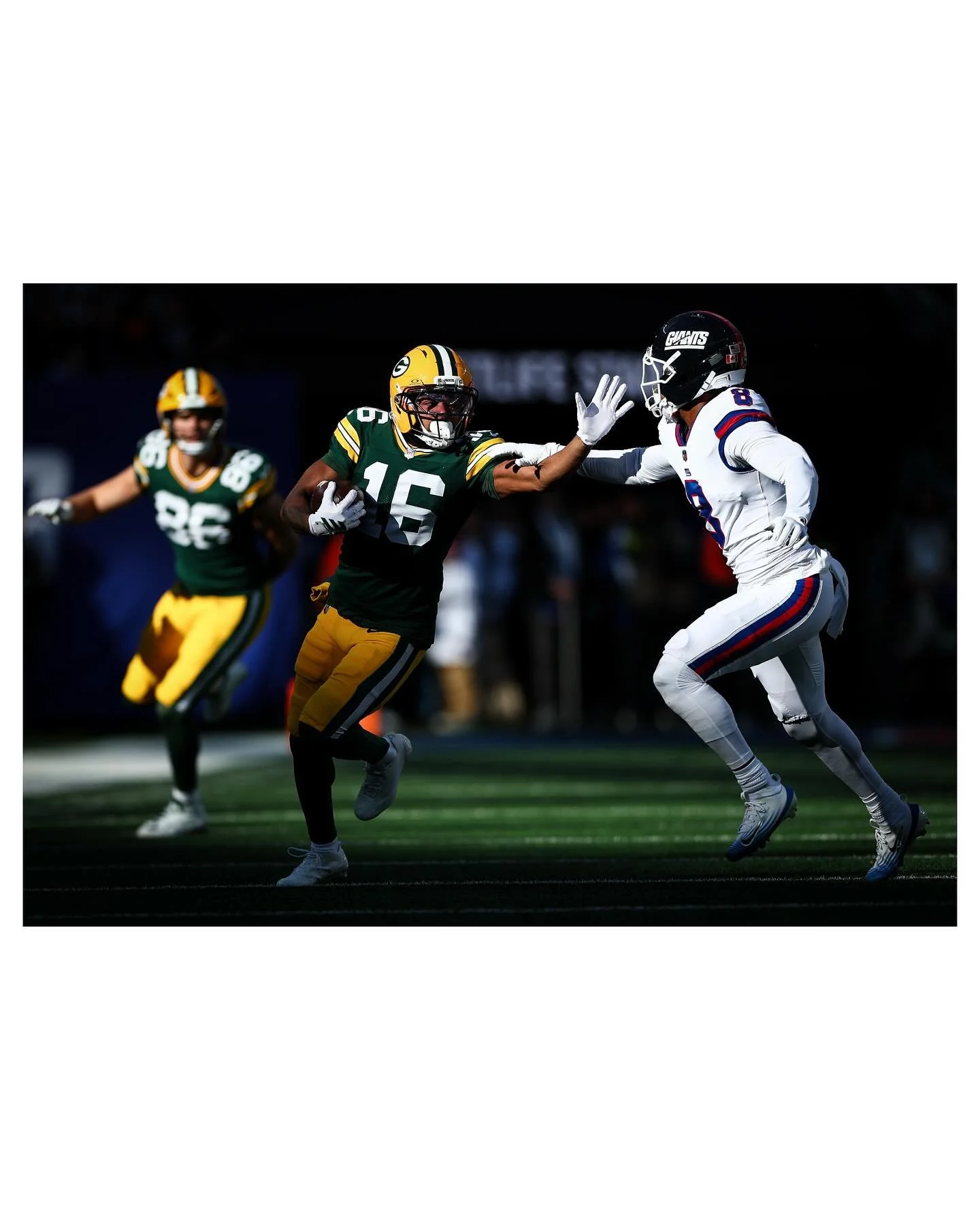 Packers get a big win in New York, Jameis starts for the Giants, and Mike Kafka makes his head coaching debut. It even rained a little. (📸: NFL)