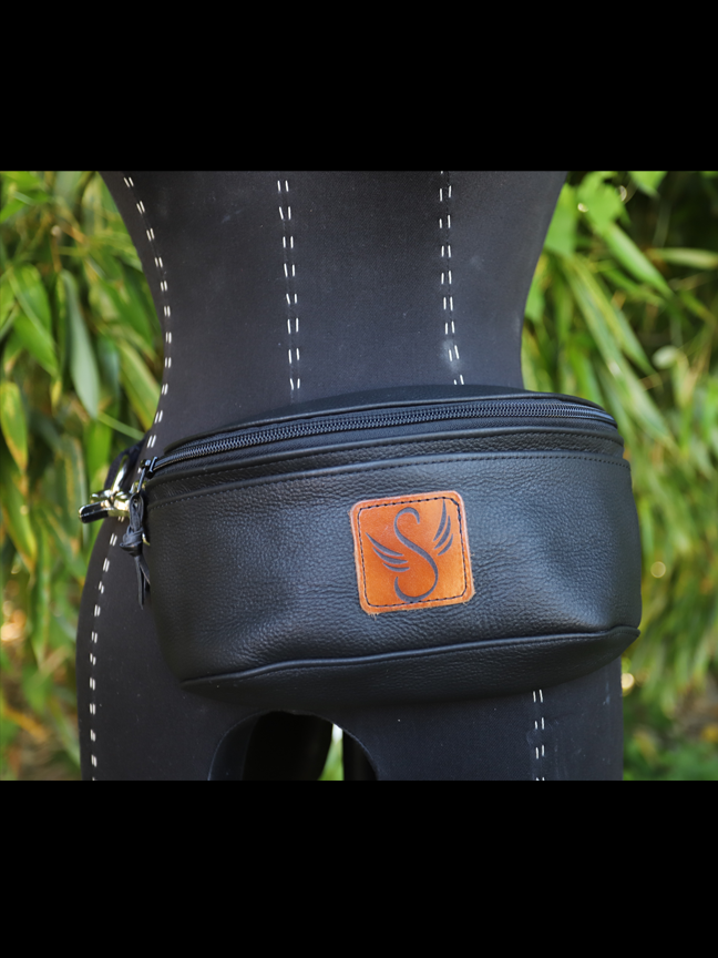 Hip Bag S Logo 5.png