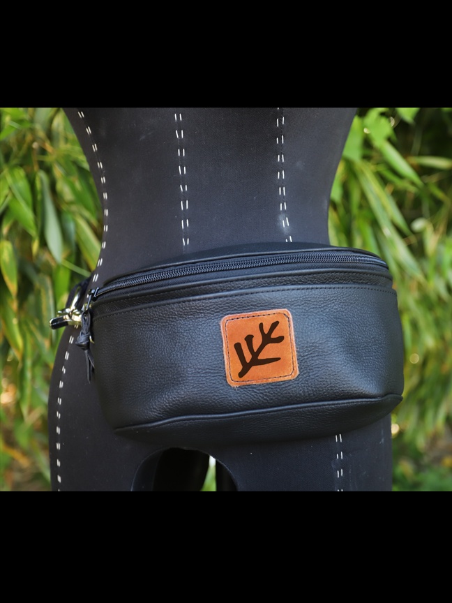 Elder Scroll Hip Bag 4.png