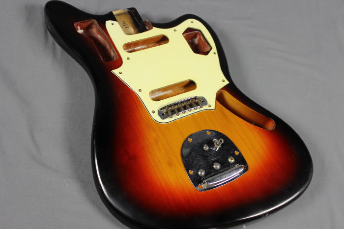 20 - 3 Tone Sunburst VTJG