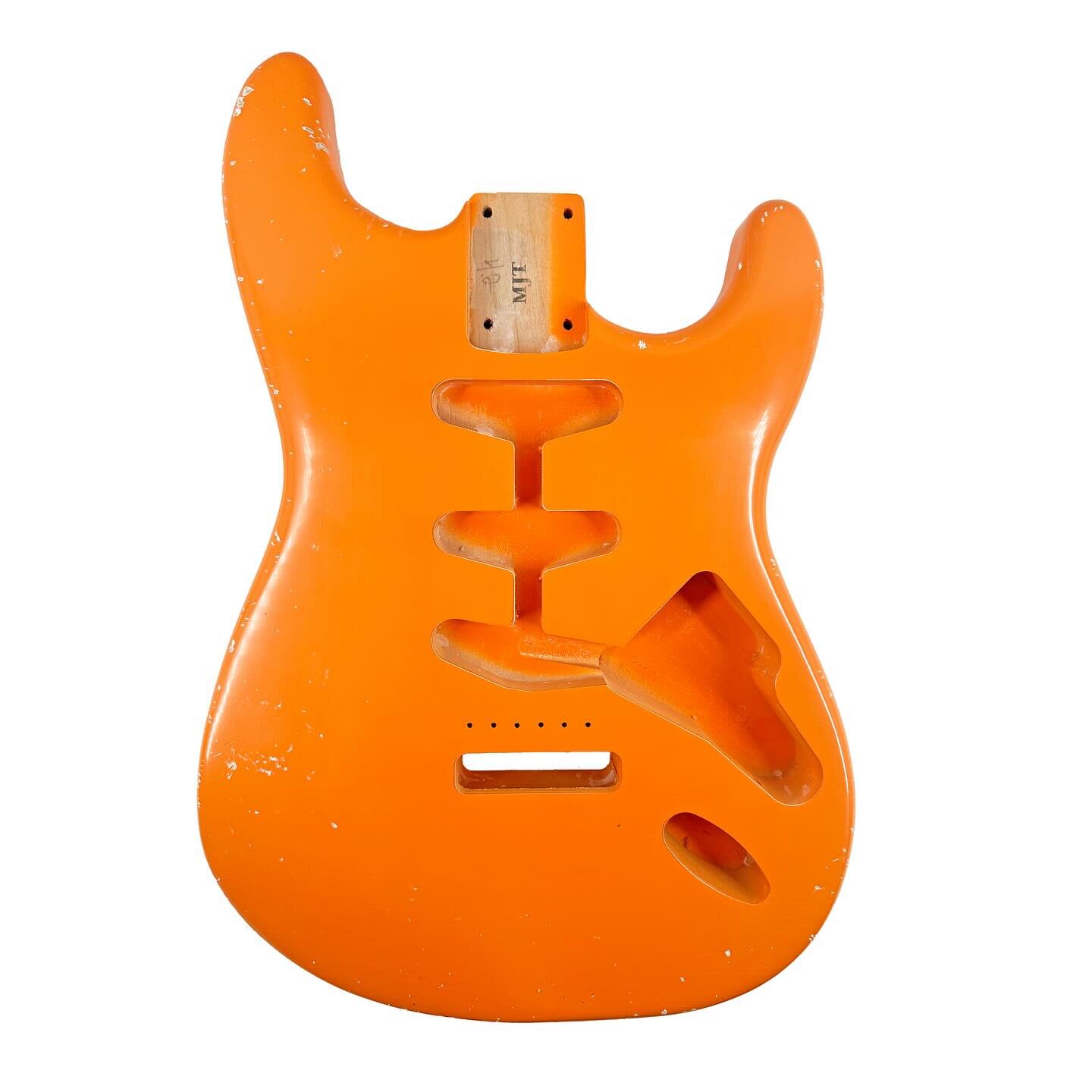 The Capri Orange 

Said to have started on the International Series, this color is another that gives bright and vibrant feelings. 

#guitar #guitars #guitarplayer #guitarsofinstagram #custom #customguitars #customguitar #guitarist #guitartok #guitar