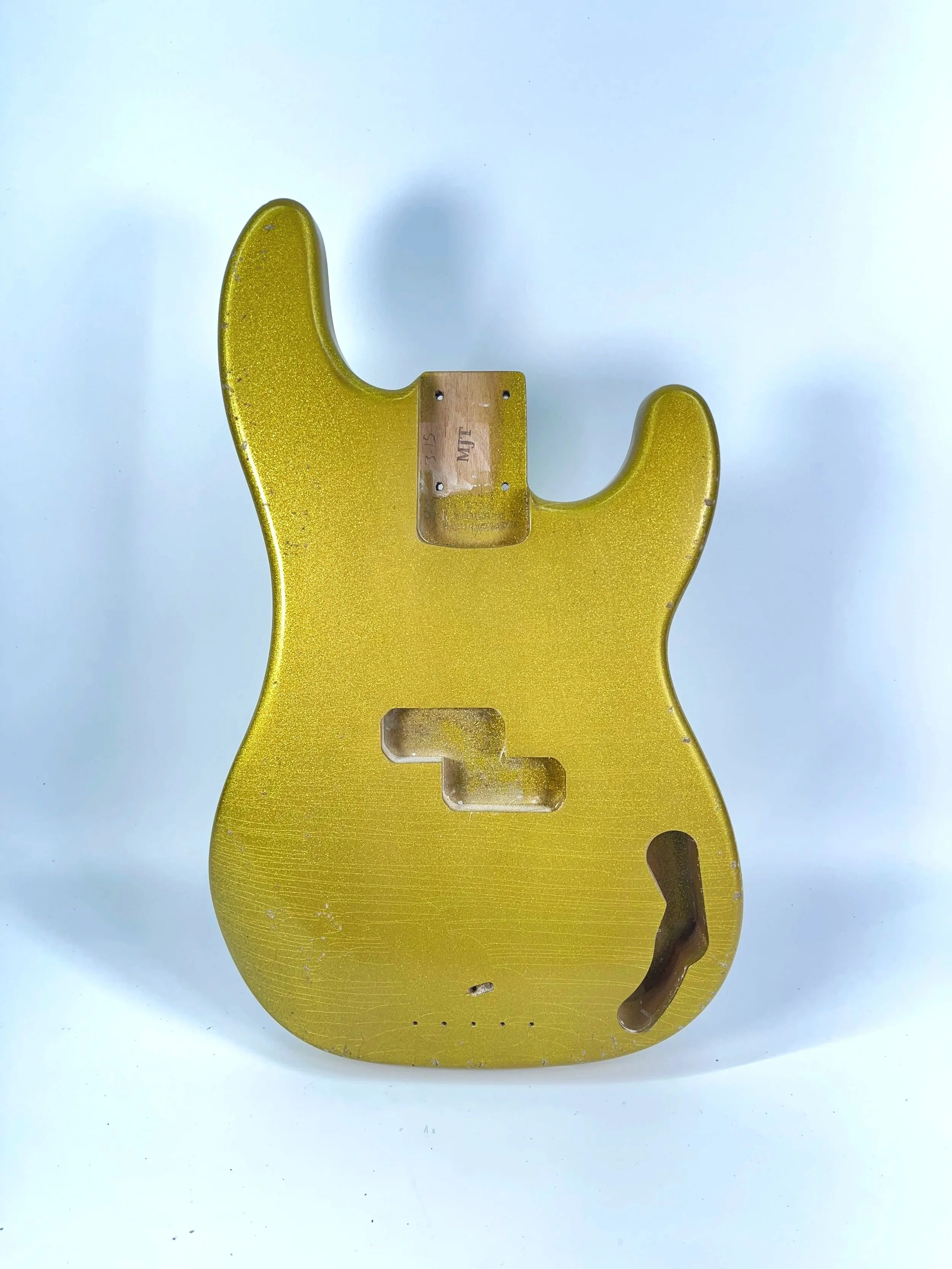 Gold Sparkle Flake PBT Bass Body | Alder 3lbs 15oz