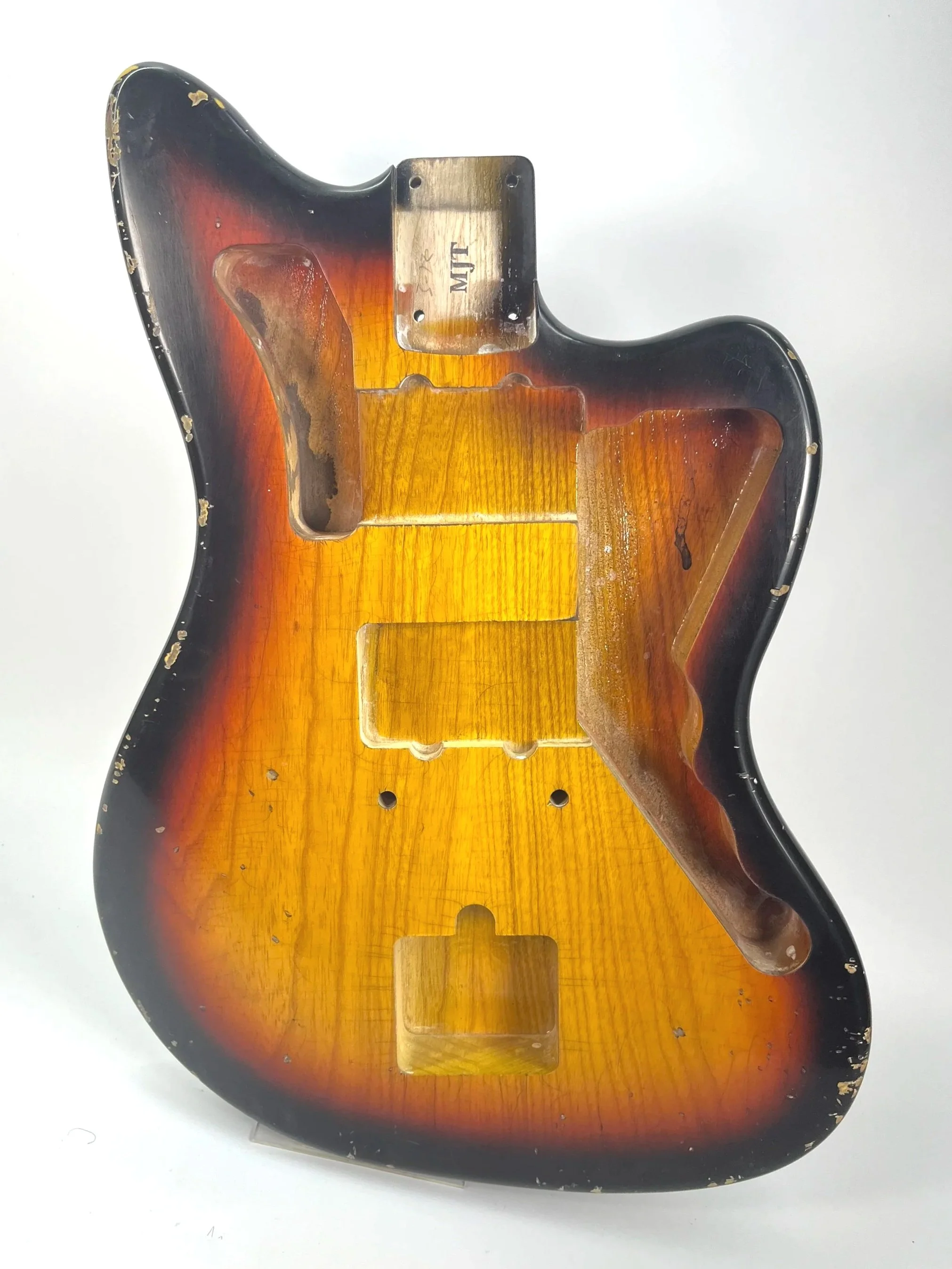 3 Tone Sunburst VTJ Body | Swamp Ash 3lbs 12oz