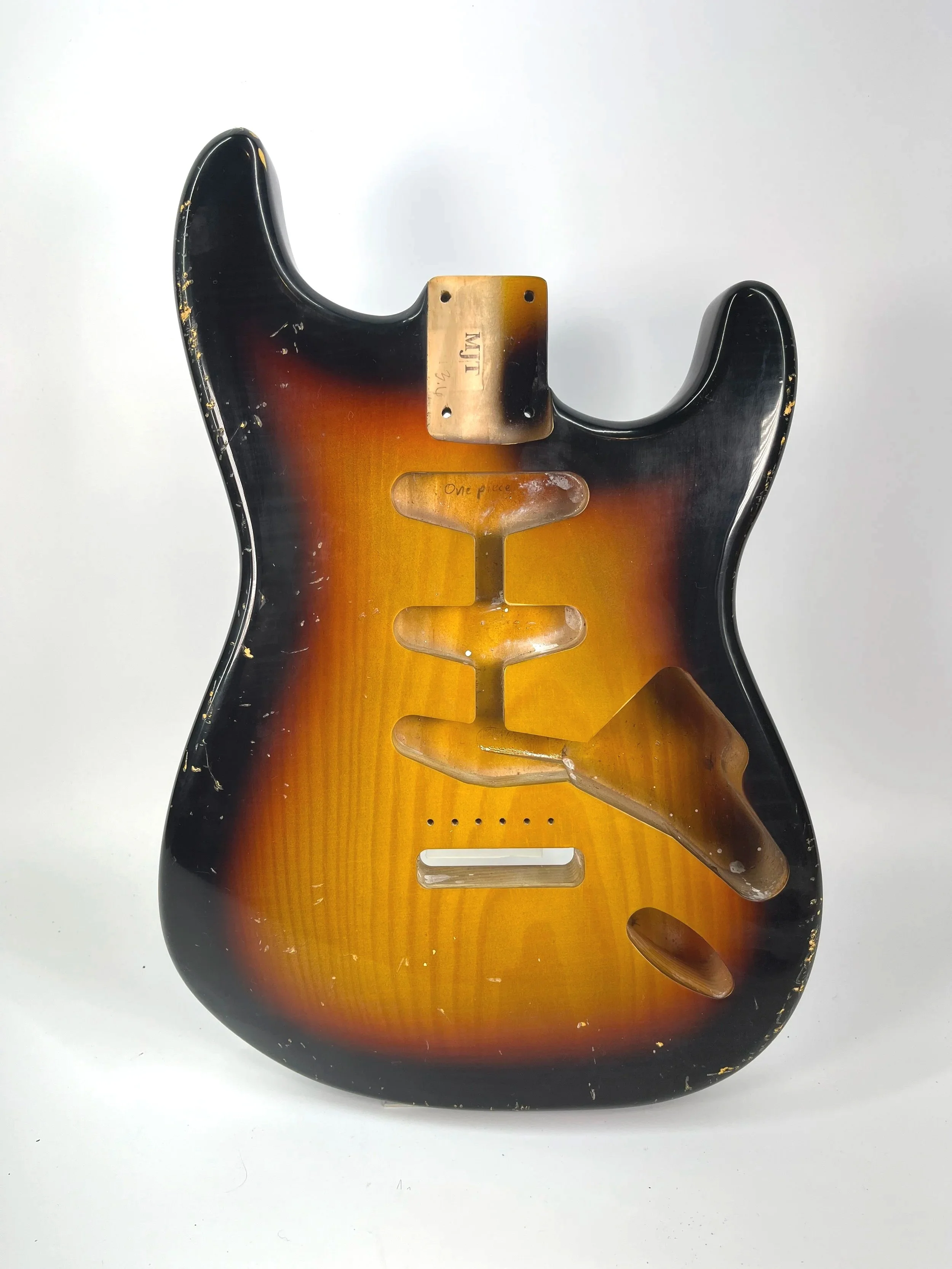 3 Tone Sunburst VTS Body | 1-Piece Pine 3lbs 6oz