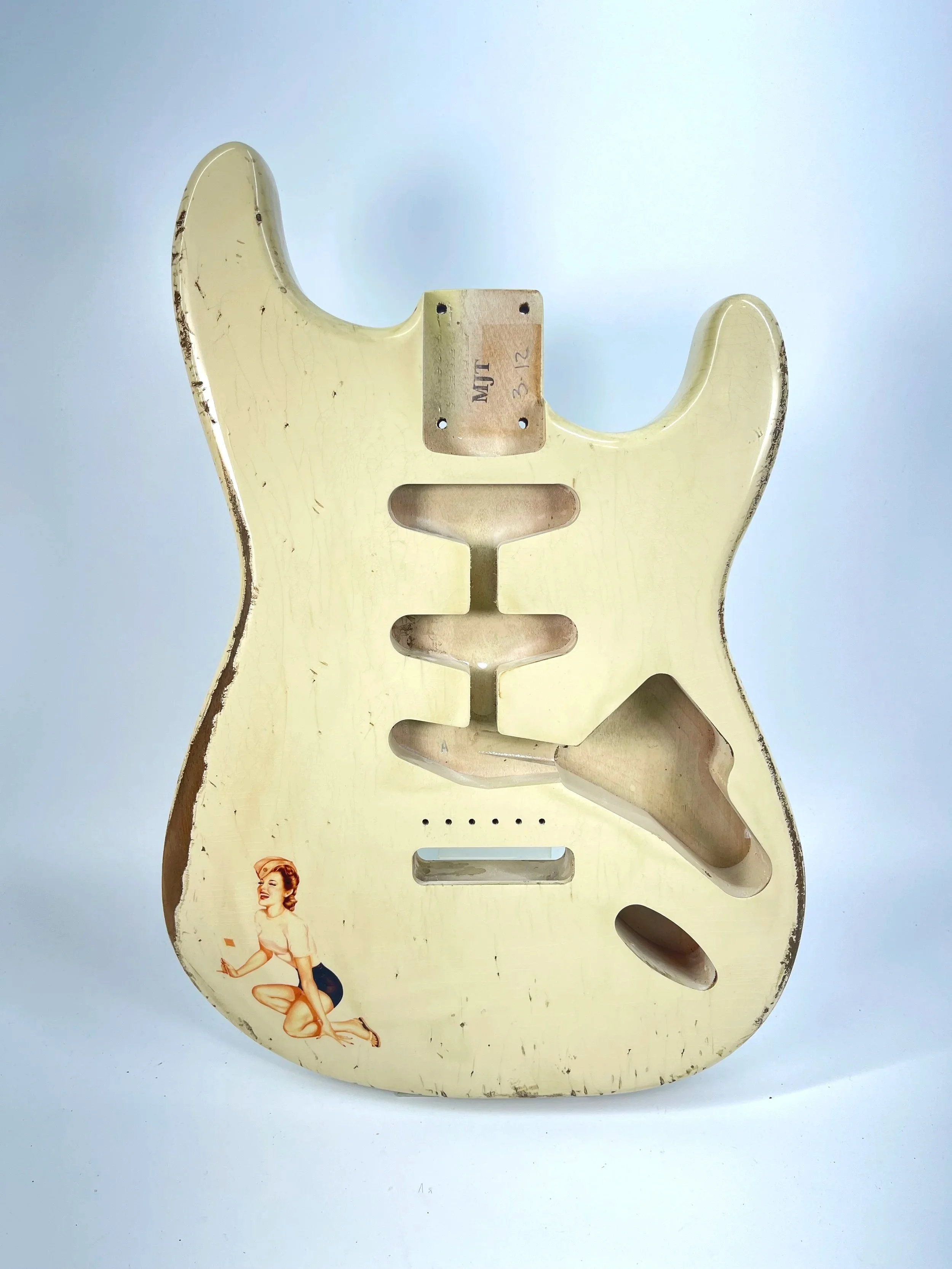 Olympic White with Pinup Girl VTS Body | Alder 3lbs 12oz