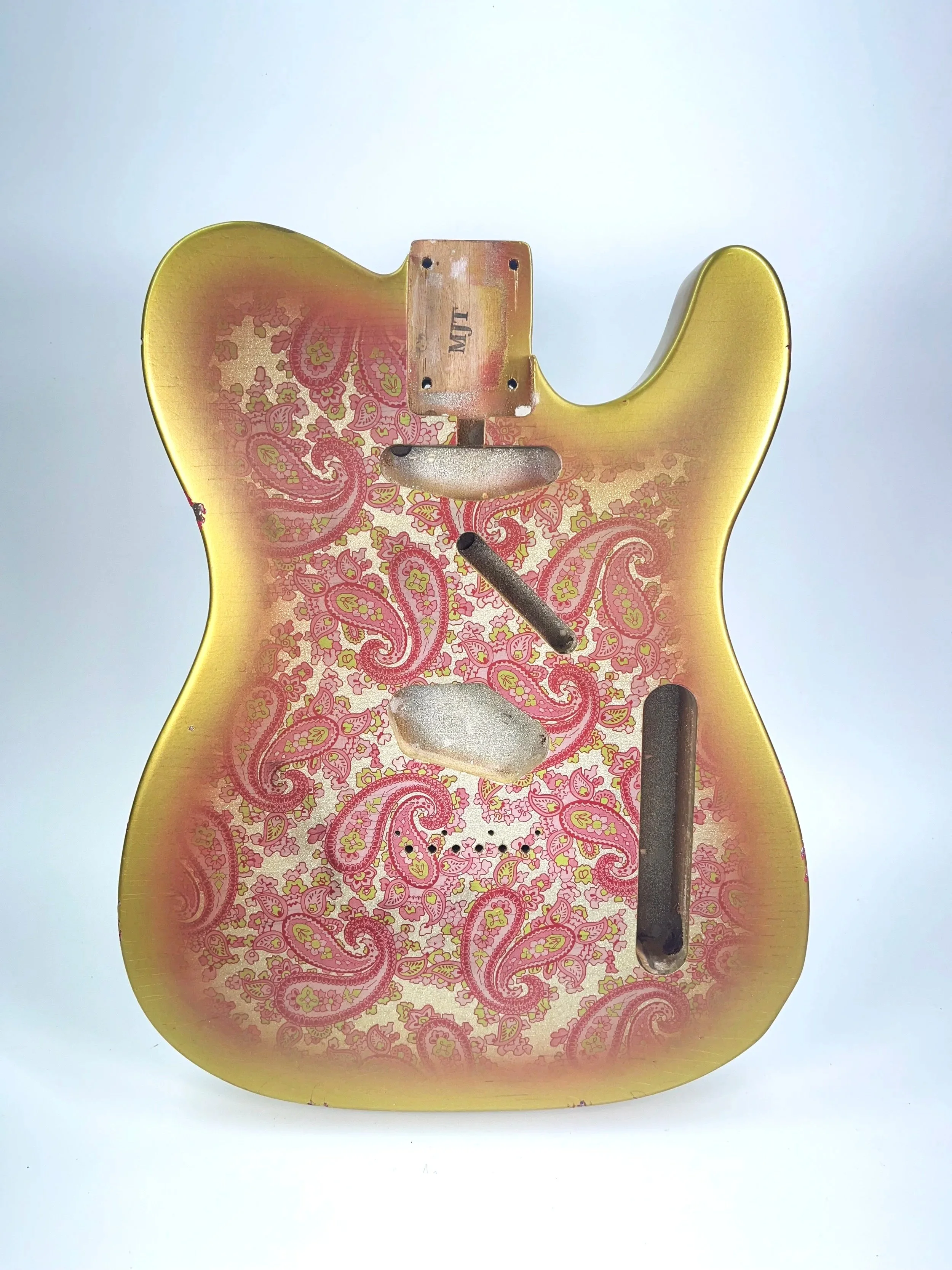 Aged Pink Paisley VTT | Alder 4lbs 2oz