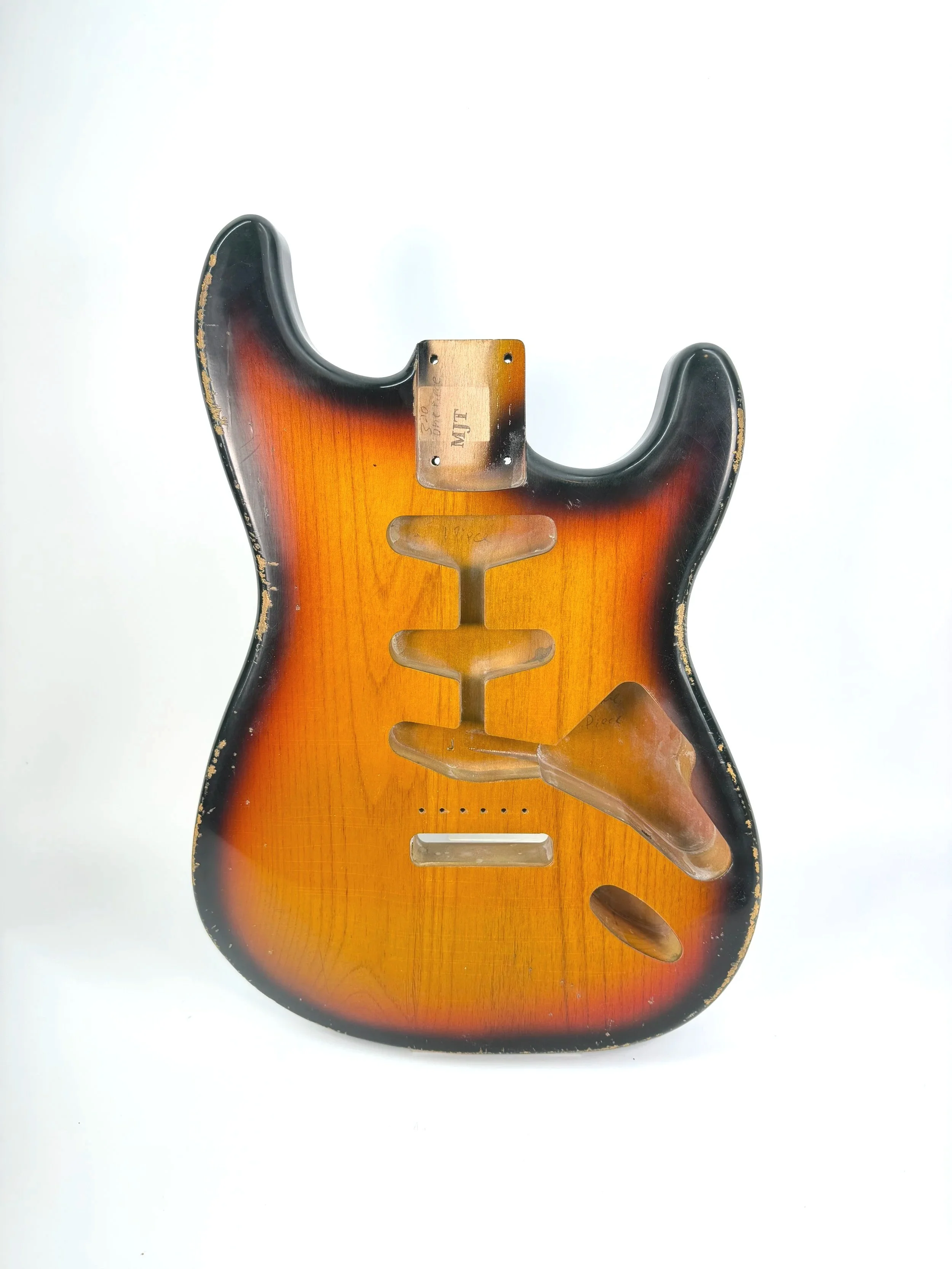 3 Tone Sunburst VTS Body | 1-Piece Alder 3lbs 10oz
