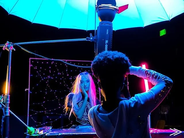Cosmic camera work at the Out of This World Photography studio by Kabreea 💫

#WeAreMCBS #FullSailHOF @FullSail