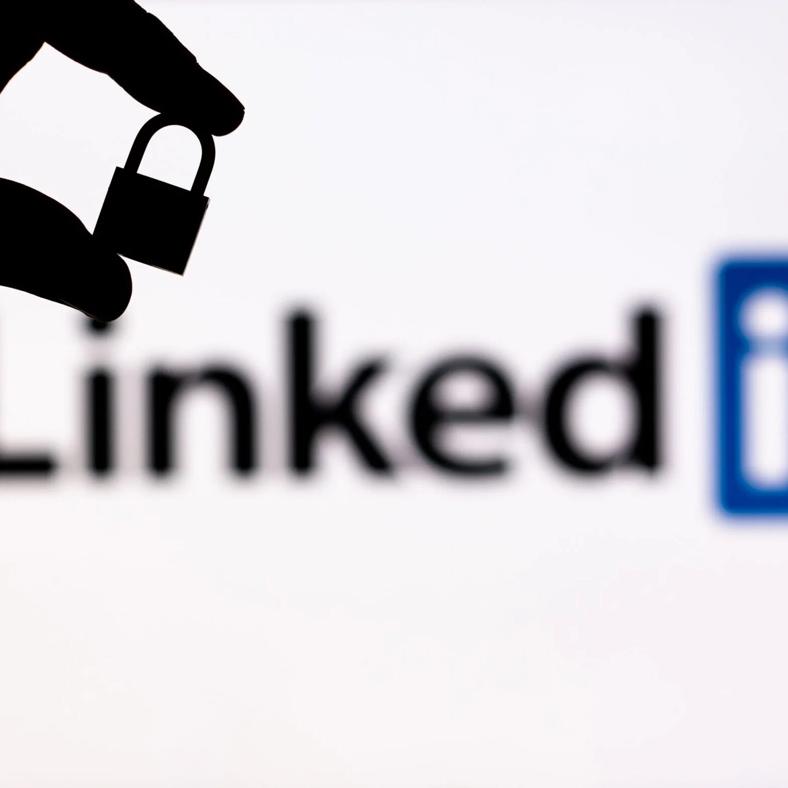 LinkedIn 101: How to Create a Stand-Out Profile
