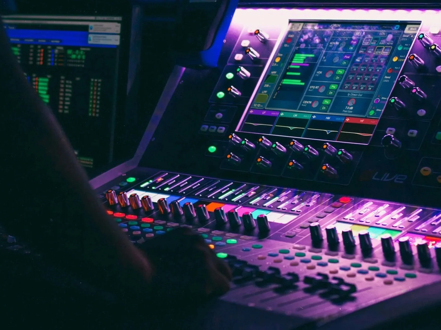 FRIDAY BLEND: Live Event Production | Week 2