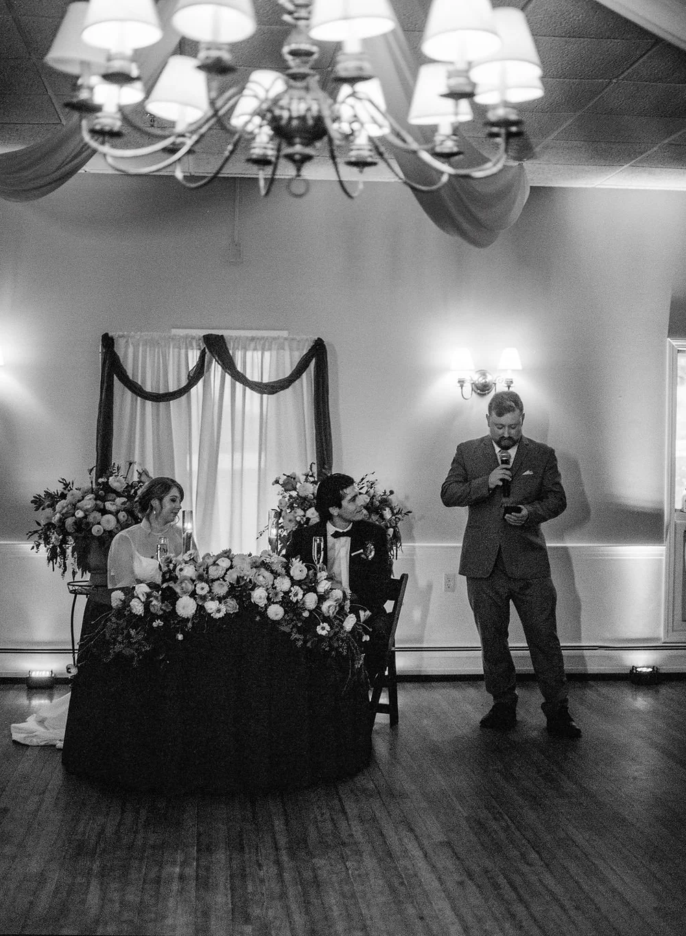 RINDGE_NH_WEDDING_NICOLE_JEREMY_FILM_MELTATAPHOTO20241002311.jpg
