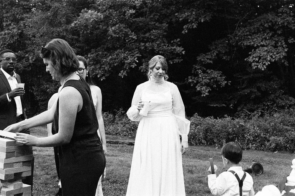 RINDGE_NH_WEDDING_NICOLE_JEREMY_FILM_MELTATAPHOTO20241003249.jpg