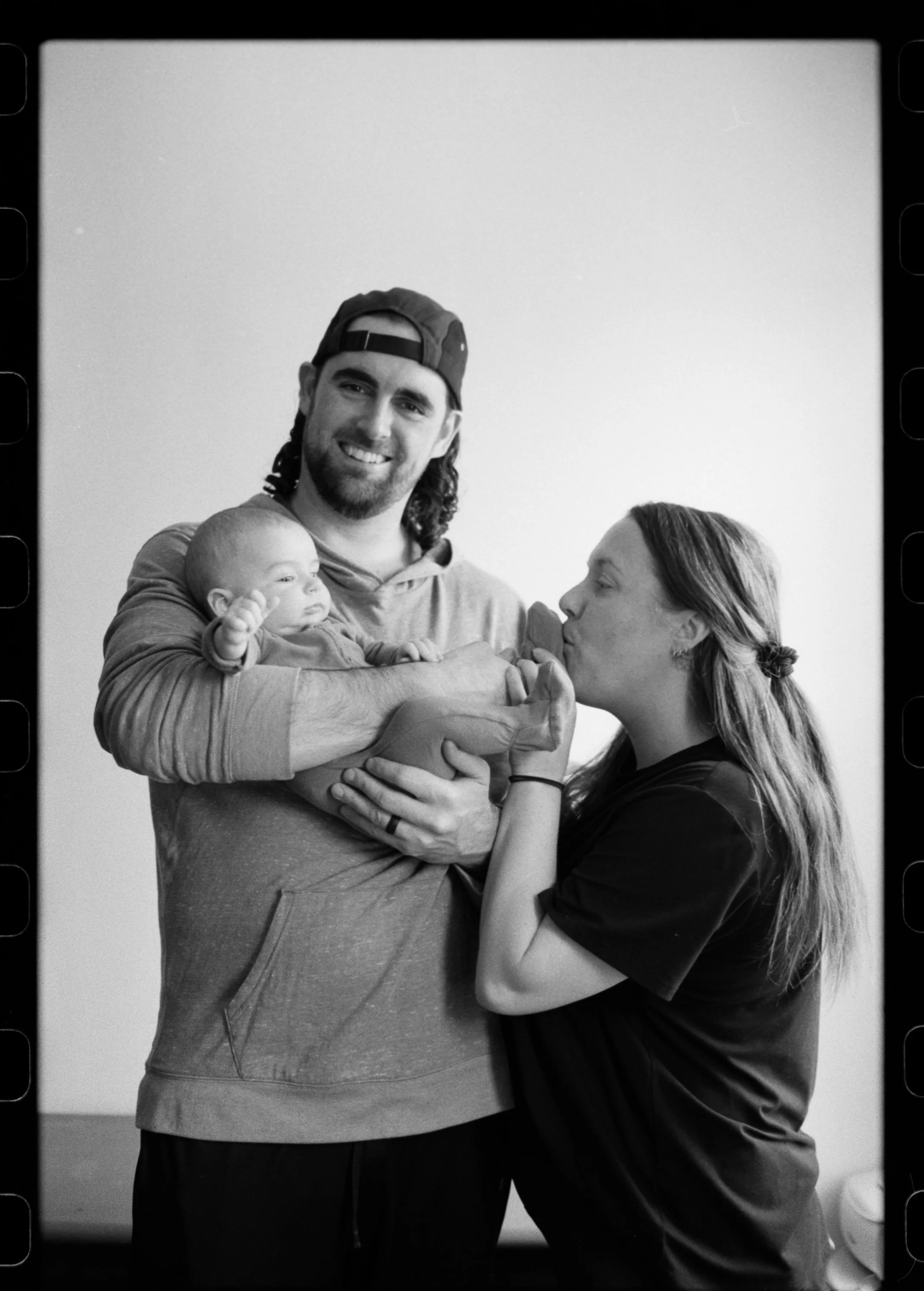Mel_Tata_Photo_film_family_session_proctor20250226165.jpg