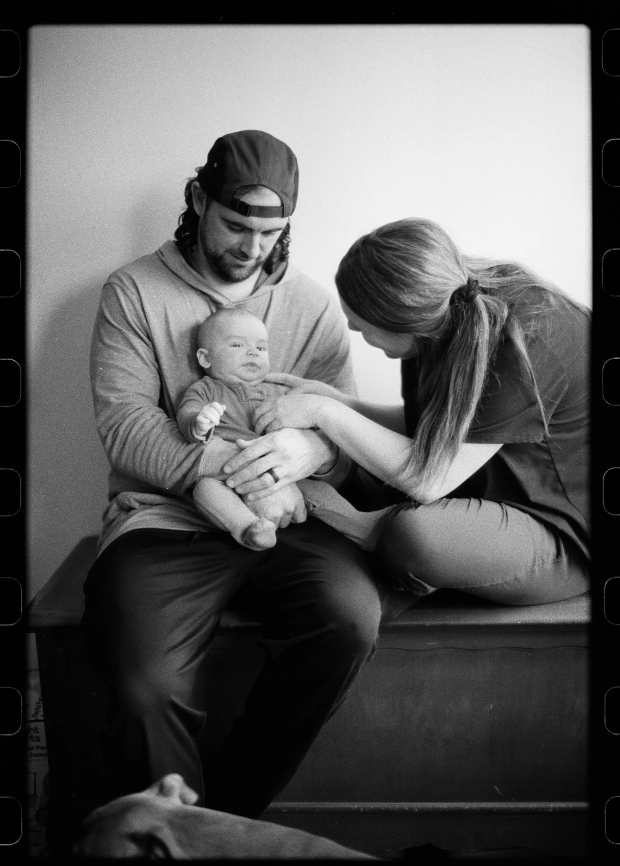 Mel_Tata_Photo_film_family_session_proctor20250226183.jpg