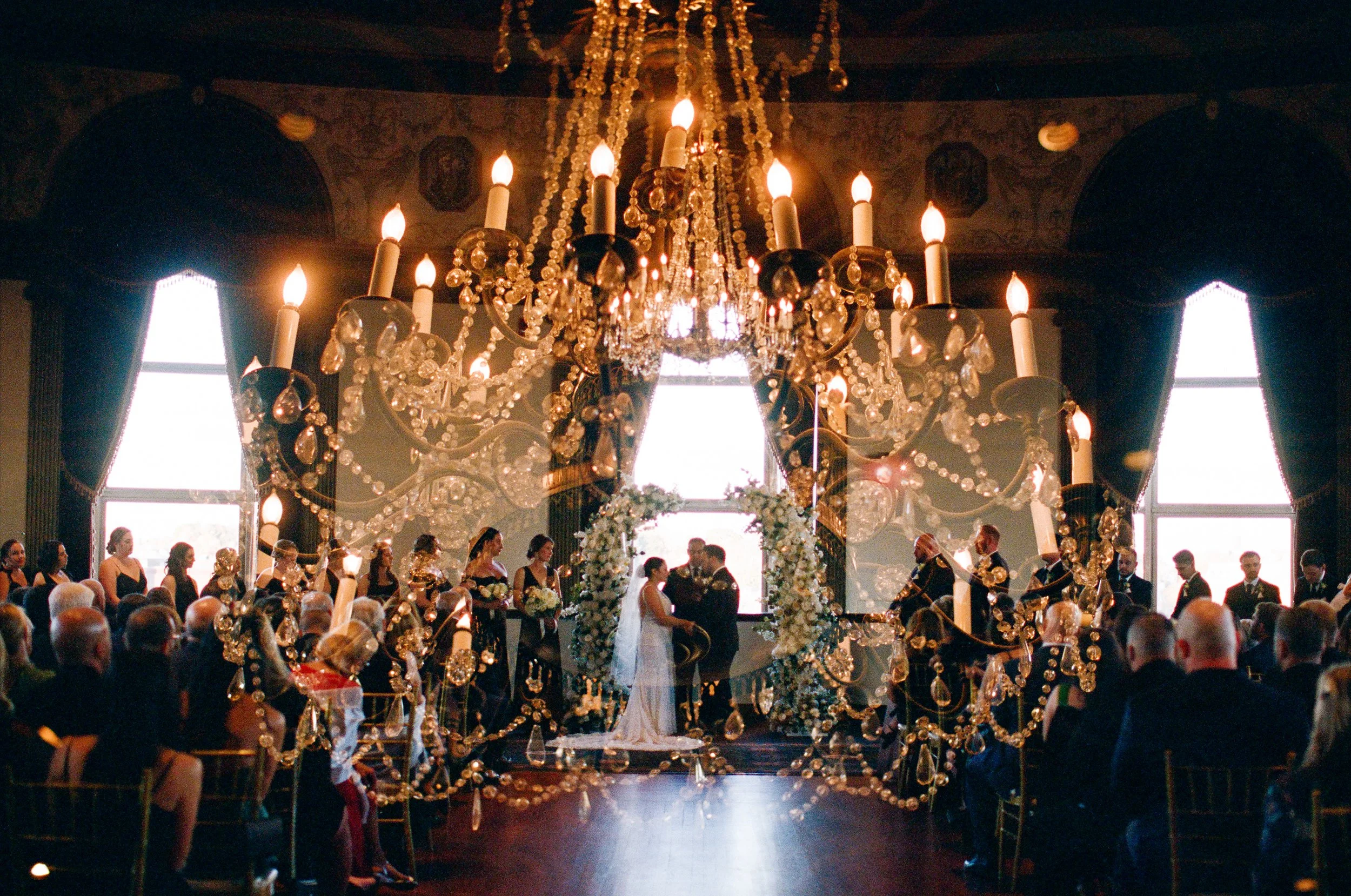 LISA&JOHN_BILTMORE_GRADUATE WEDDING_MELTATAPHOTO20241101114.jpg