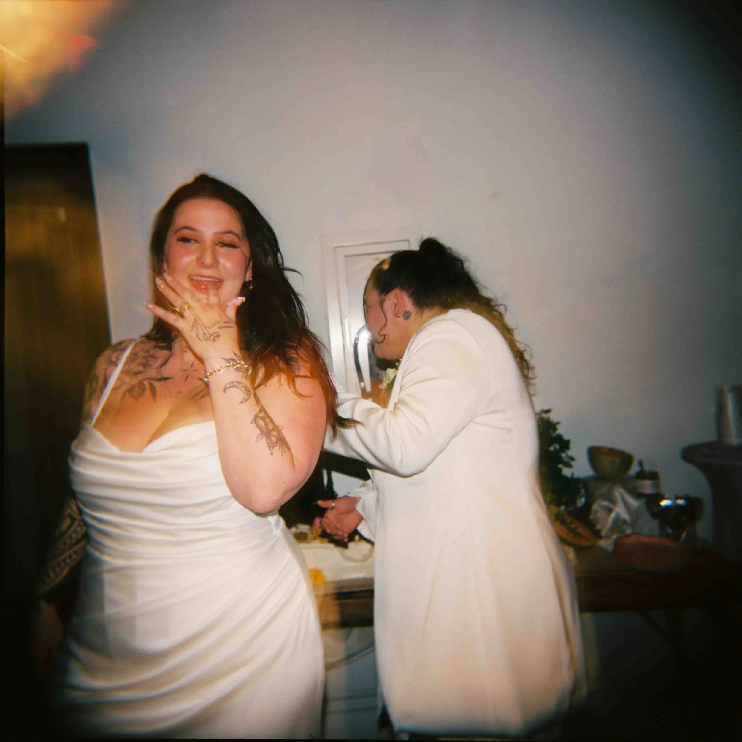 MEL_TATA_PHOTO_FILM_dye-house-wedding_ri-670.jpg