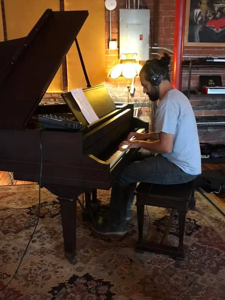 piano.jpg