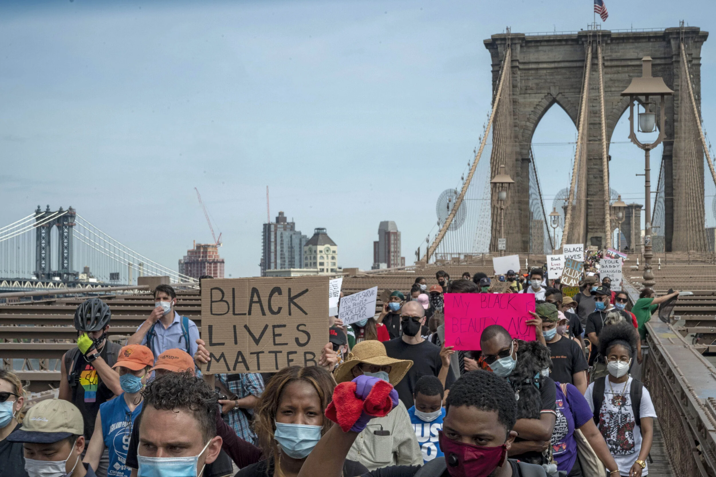 BK BRIDGE PROTST 2.JPG