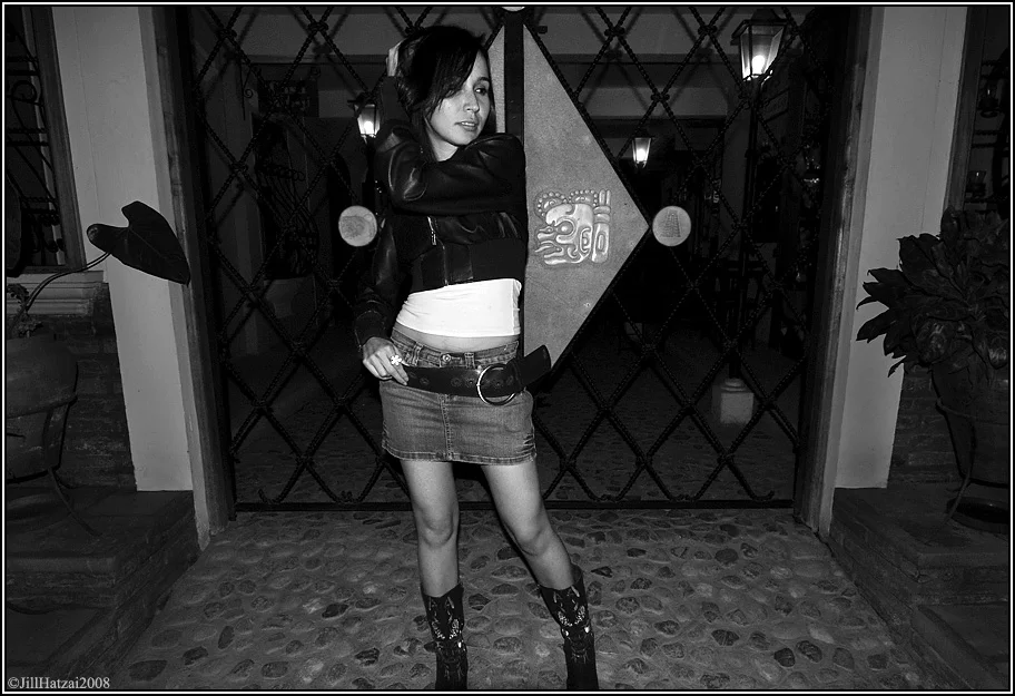 DSC_1256 small bw.jpg