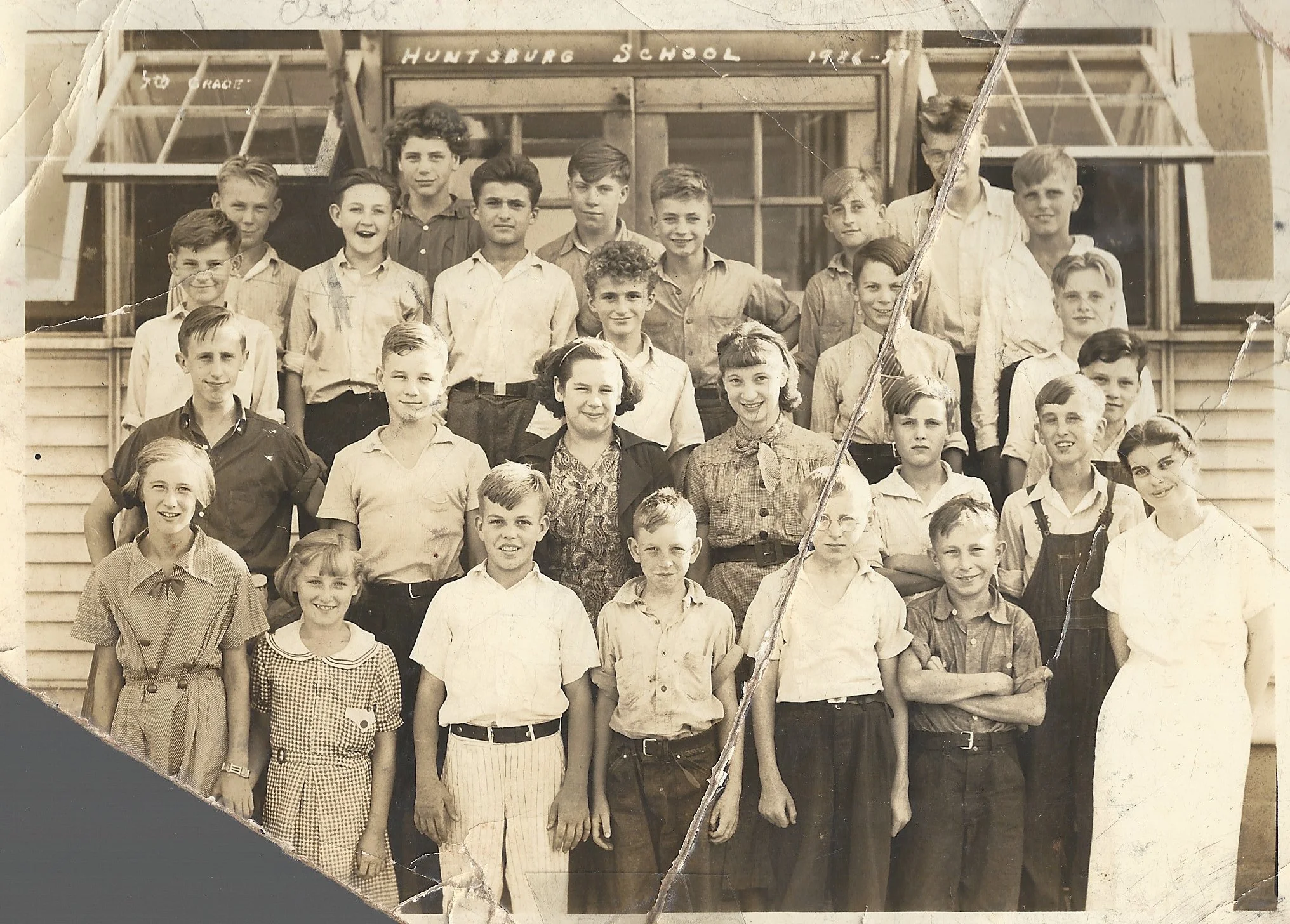 Huntsburg School 1936-37.JPG
