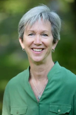 Linda profile picture.jpg