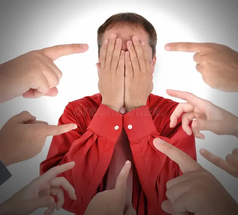 fingers-pointing-blame-shame-27170397.webp