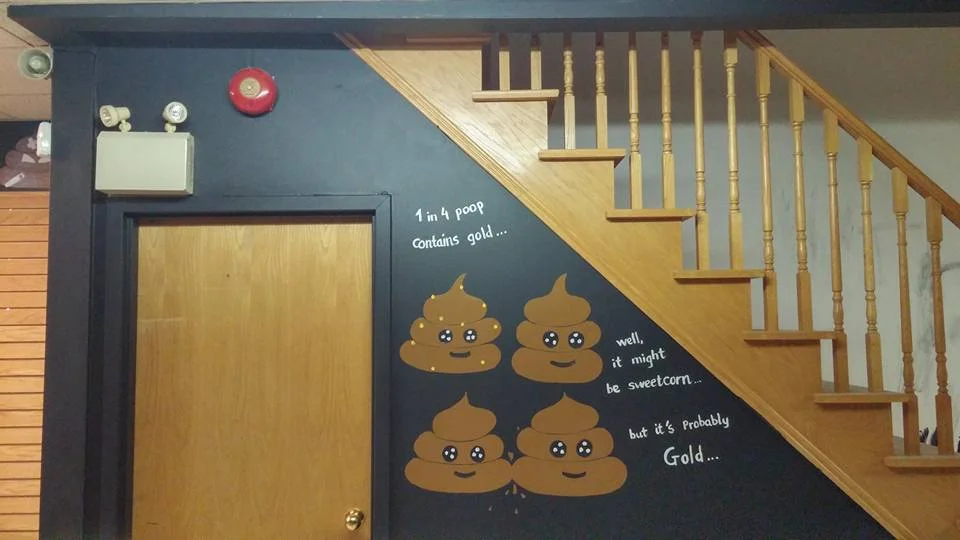 poop-cafe-3.jpg