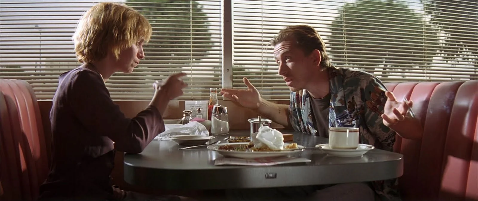 Nobody Ever Robs Restaurants [VIDEO] 