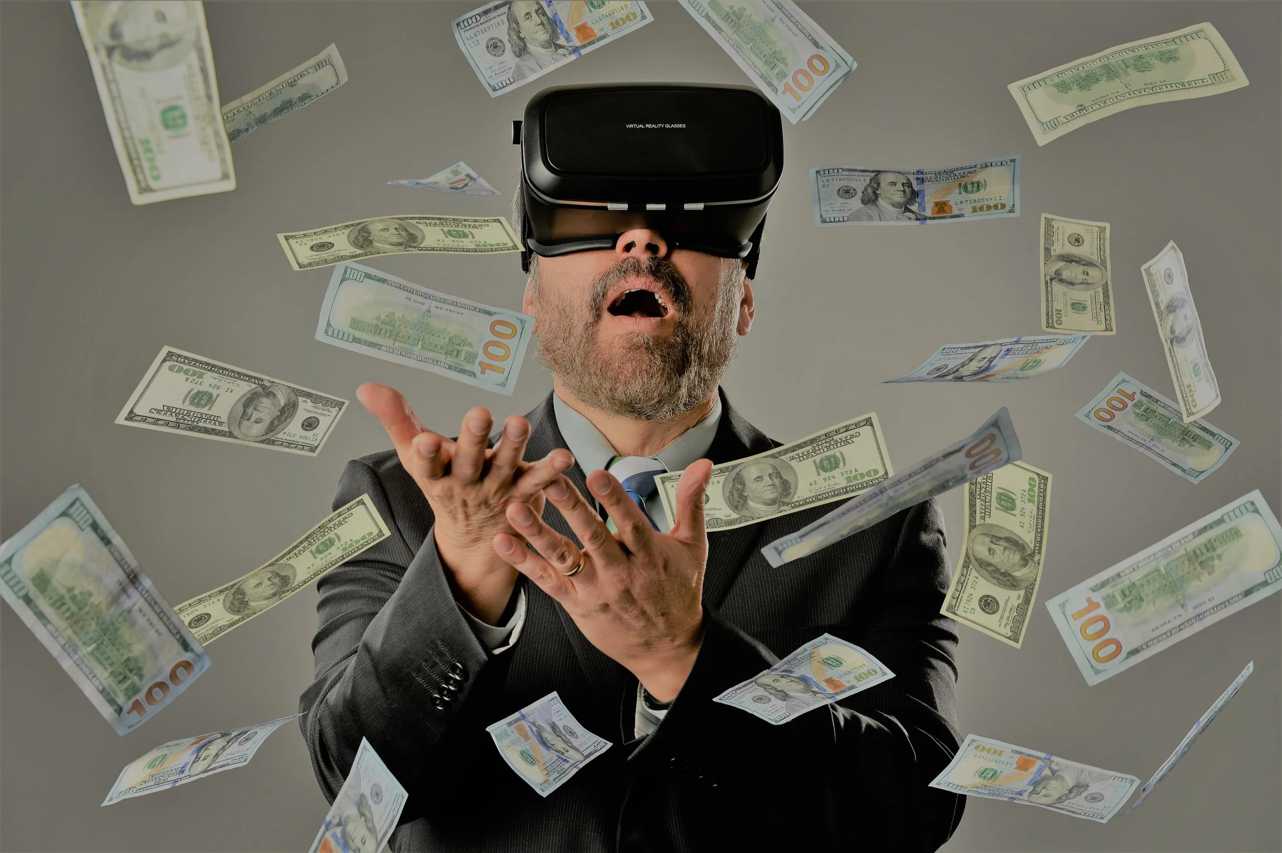 How Bars/Restaurants Can Use Light & Color to Make Money