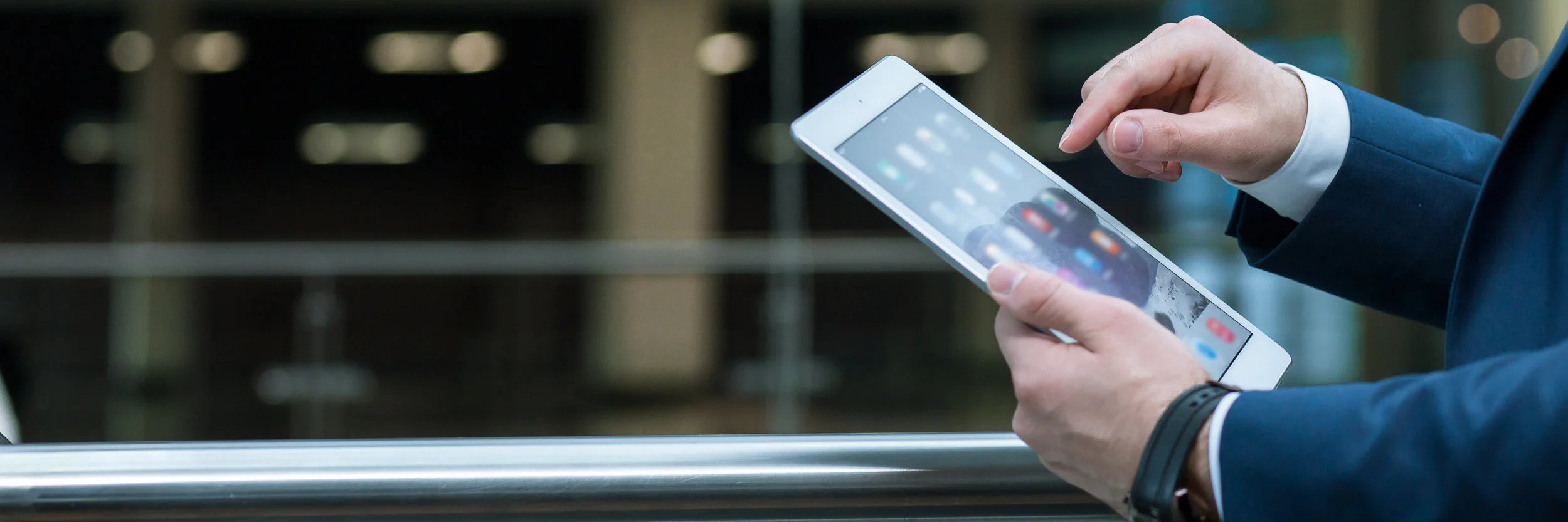 The Daily Rail: Facebook and Amazon Influence Restaurant Tech 