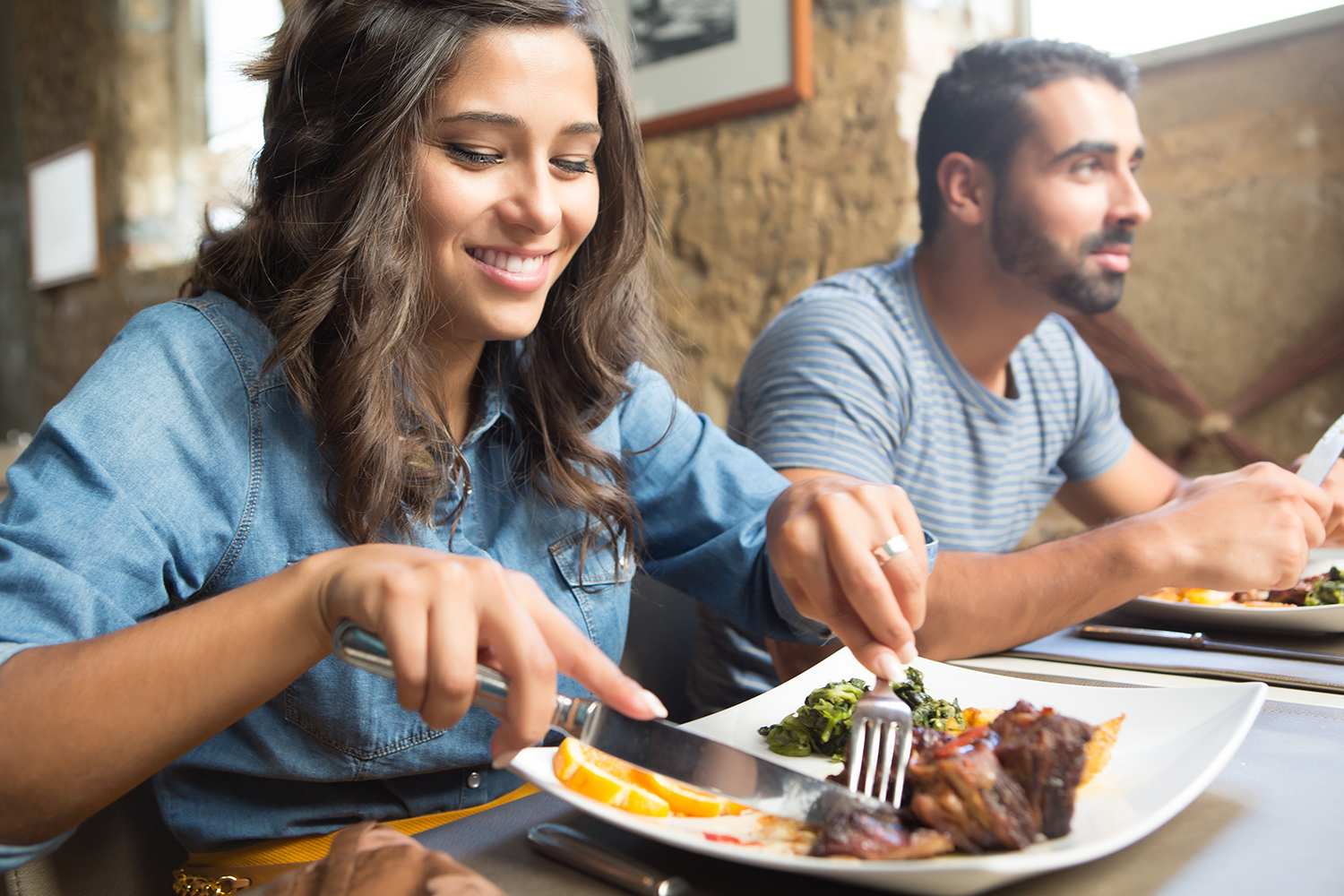 The Daily Rail: Is It Time for Restaurants to Cut Ties with Lunch Service?