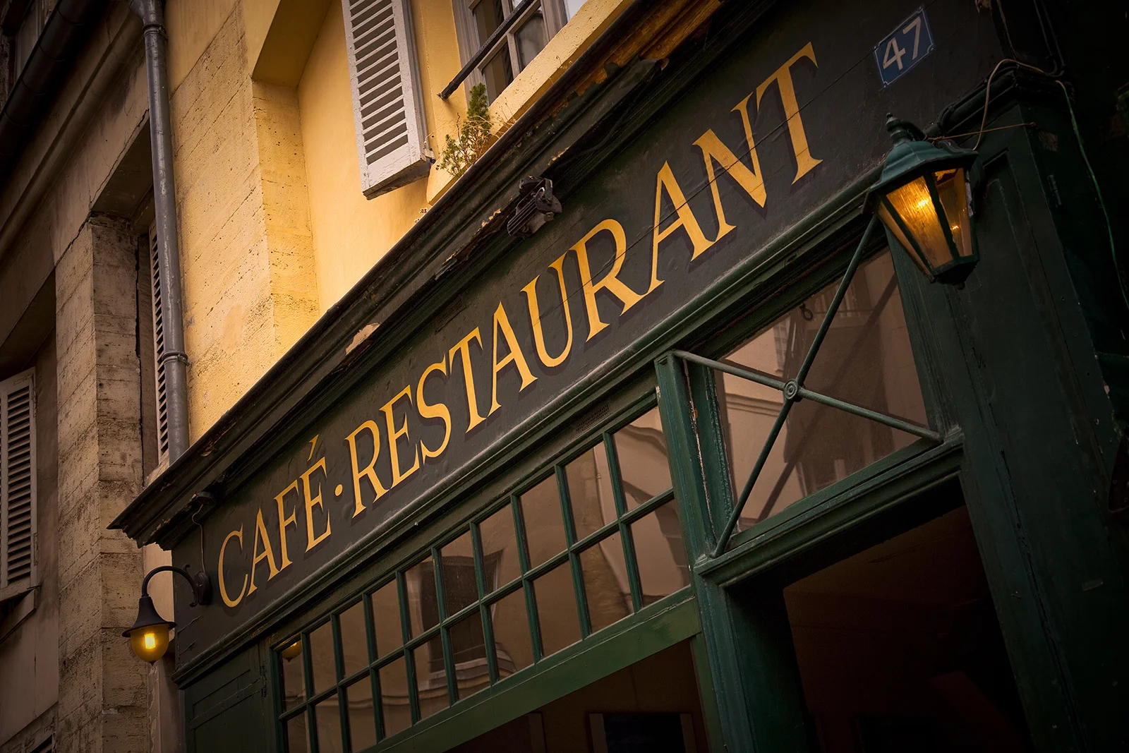 The Daily Rail: Restaurants are the New Anchor-Tenants.