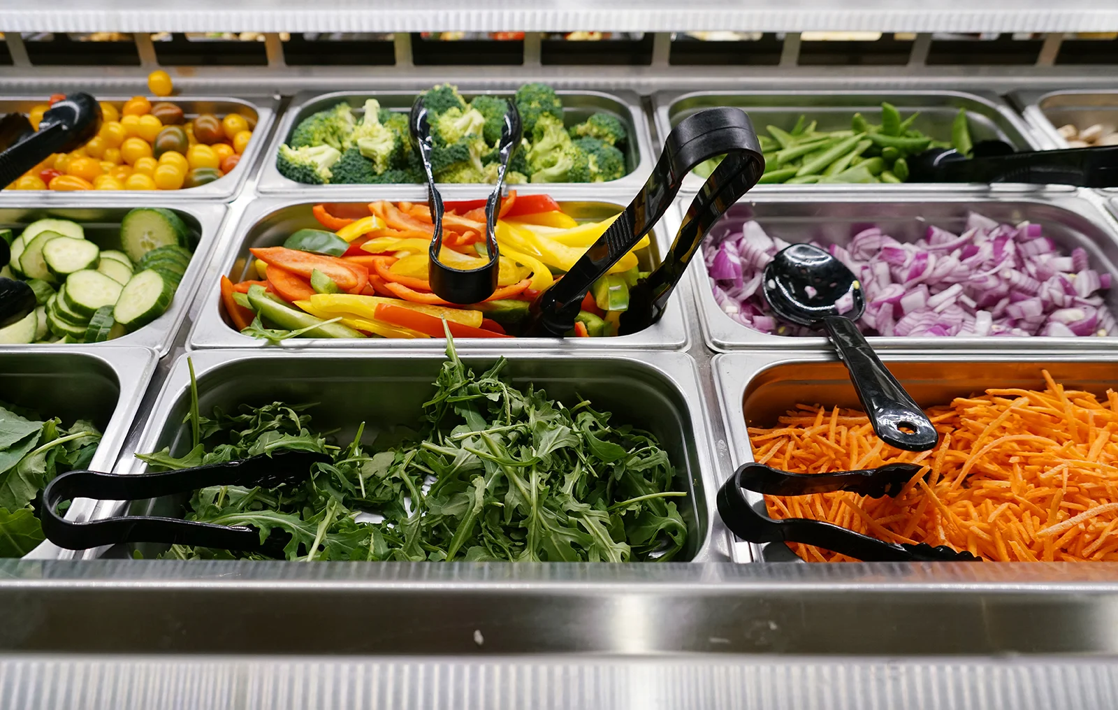 The Daily Rail: Turn Your Restaurant into a Surrogate Work Cafeteria for Offices